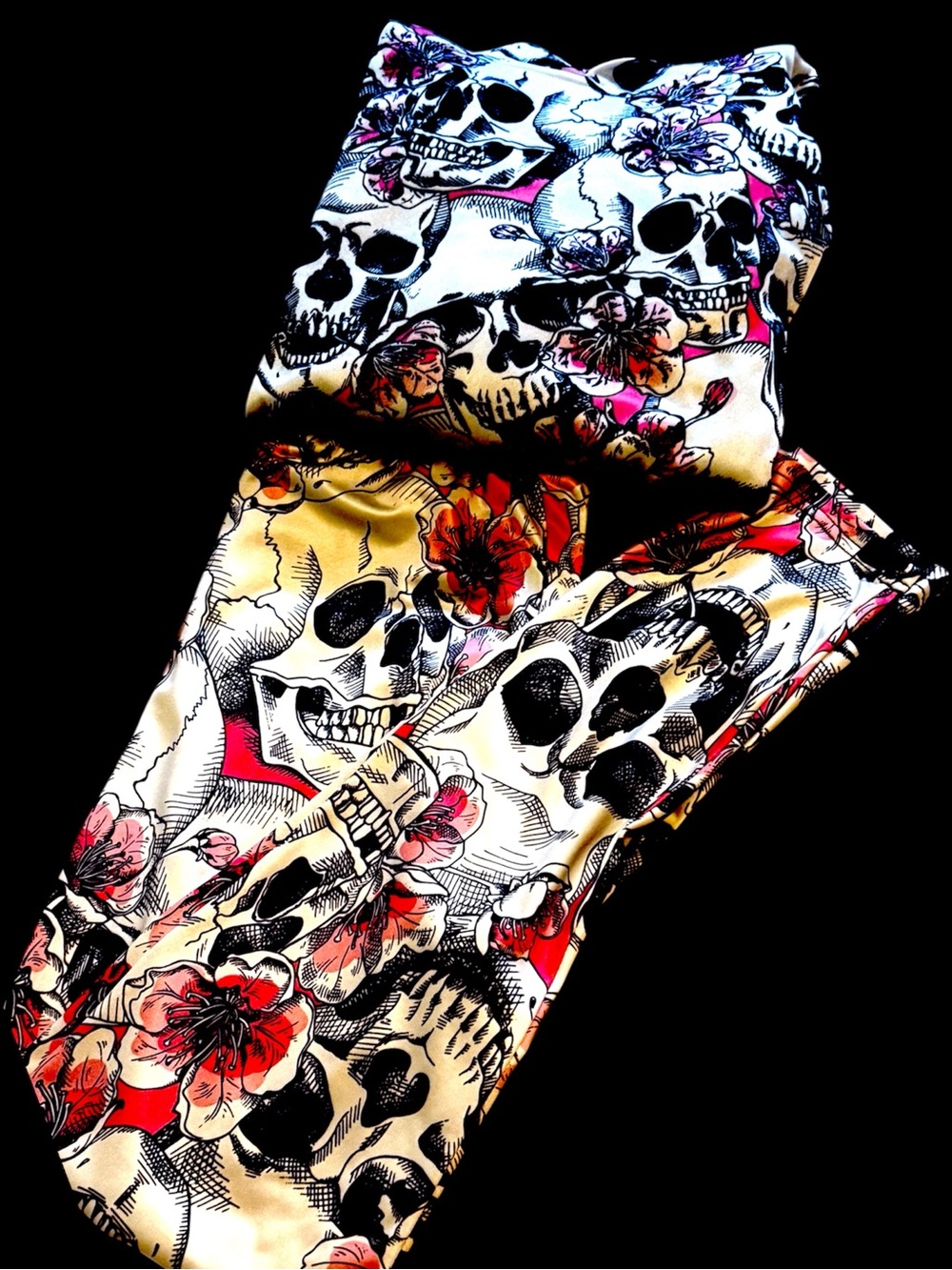Edgy Skull Floral Graphic Streetwear Hoodie and Leggings Lounge Set unisex L/XL